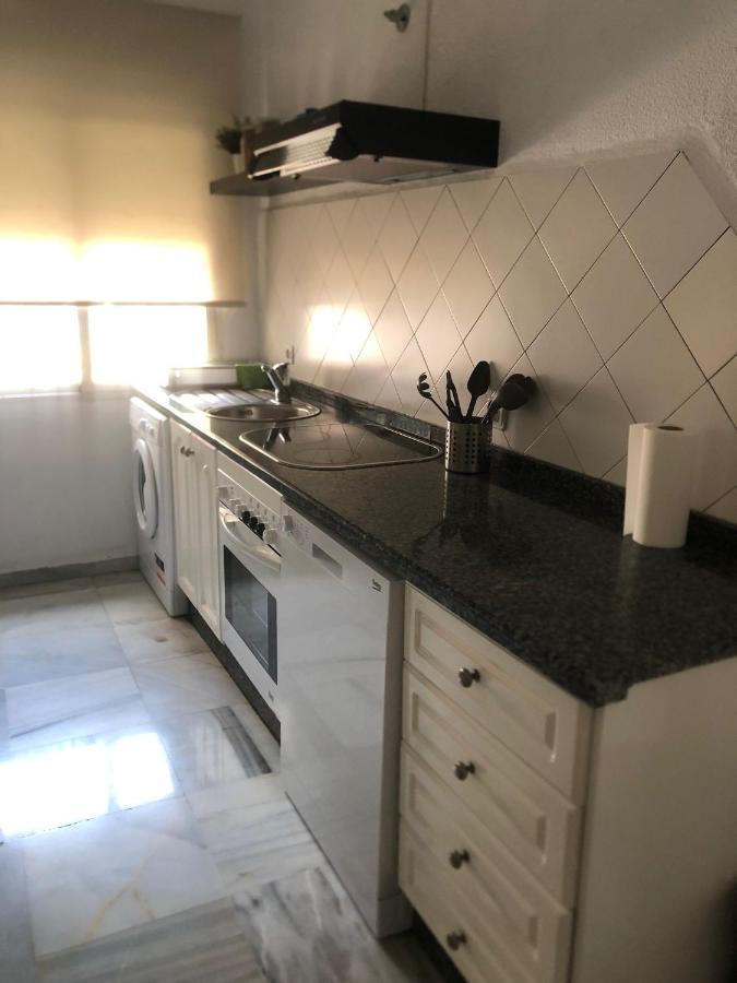 Tablada Los Remedios Sevilla Exterior foto